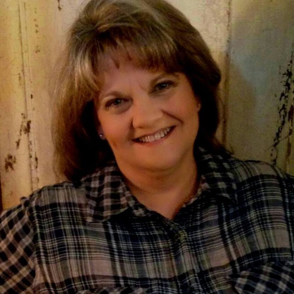 Meet your Posher, Debbie